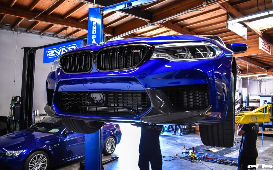 Детали создания BMW M5 Marina Bay Blue by EAS (F90) 2018 года  (фото 17 из 34)